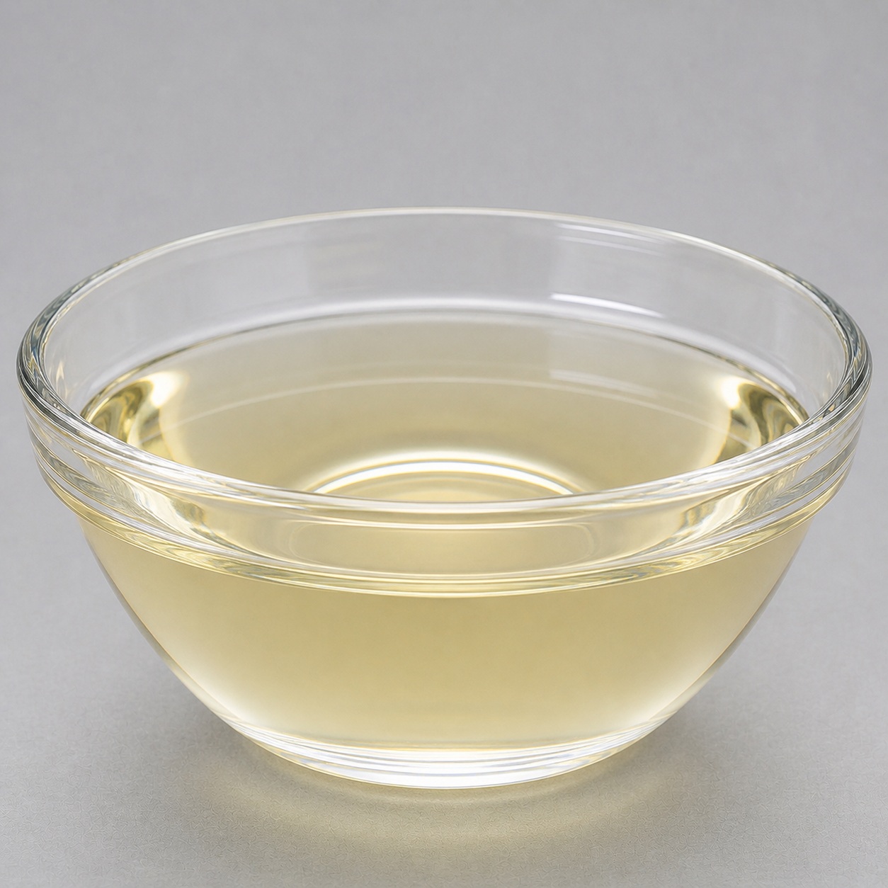 Sodium Cocoamphoacetate Sodium cocoamphoacetate mild amphoteric surfactant used for gentle cleansing and foaming in personal care formulations.